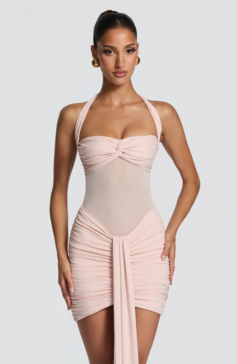 Colette Robe Courte en Rose Poudré