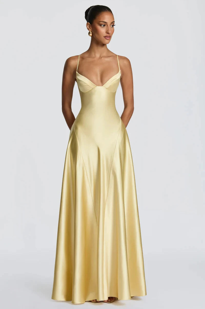 Isabelle Robe Longue en Jaune Beurre
