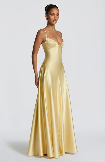 Isabelle Robe Longue en Jaune Beurre